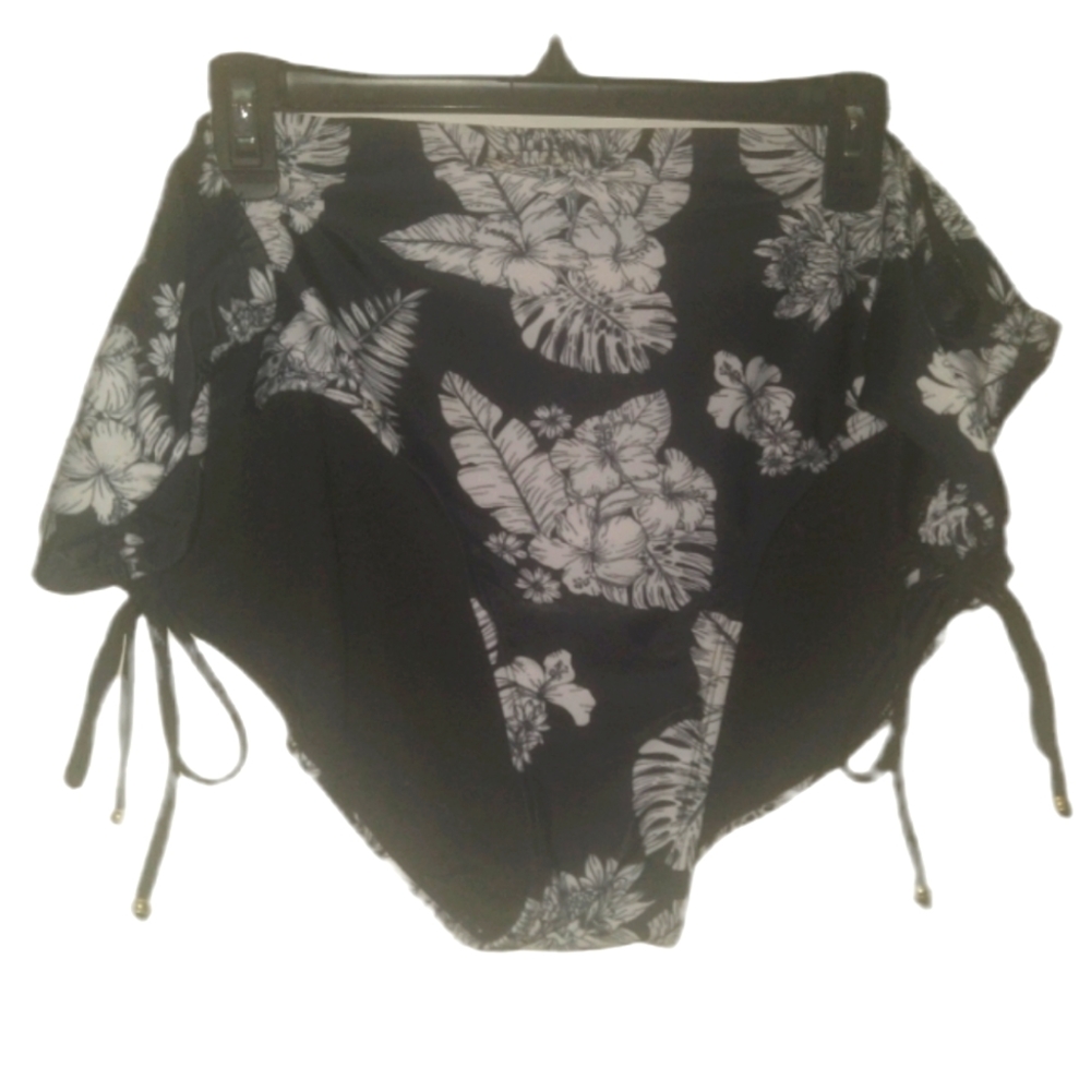 3X Time and Tru swim bottoms